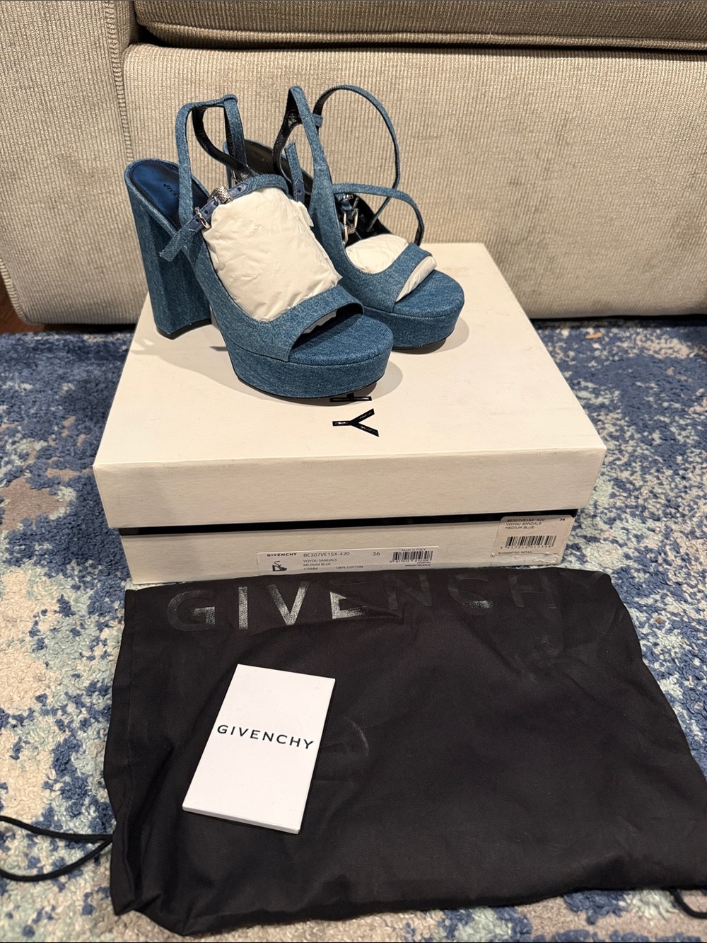 Womenโs Givenchy voyou sandals heels medium blue size 36/6 new in box